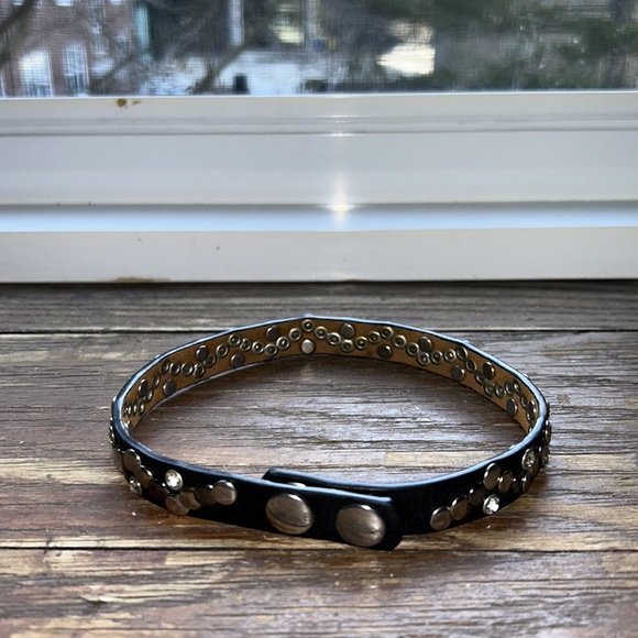 NWOT Black and Silver Gemmed Faux Leather Chocker Necklace - Picture 2 of 3